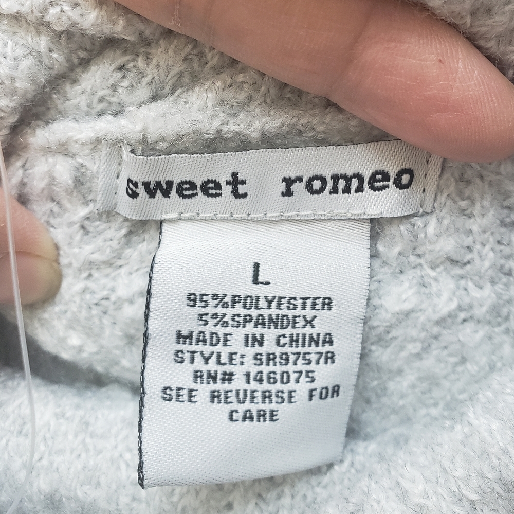 Sweet Romeo Abstract Rib Turtleneck Tunic - Picture 5 of 7